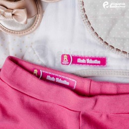 Kit Roupas 1 com tema